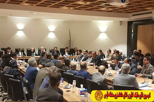 گزارش تصویری از نشست هیأت مدیره محترم کانون وکلای دادگستری منطقه فارس با اعضای شورای شهر شیراز به مناسبت بزرگداشت هفته وکیل مدافع و استقلال کانون وکلا